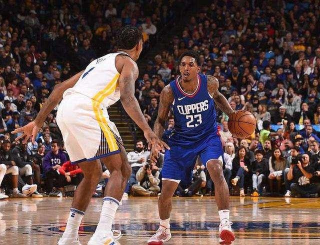 世界报：皇马开会讨论了阿隆索未来，对曼城将是他的最后机会（世界报：皇马召开会议商议阿隆索去留，战曼城或成其最后机会）