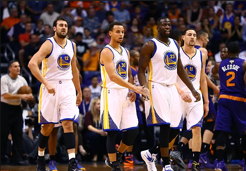 F1卡塔尔冲刺赛：皮亚斯特里夺冠！诺里斯第3，维斯塔潘第4（F1卡塔尔冲刺赛：皮亚斯特里称雄，诺里斯第三，维斯塔潘第四）