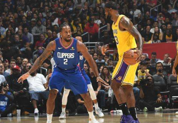 图片报：米兰对金玟哉感兴趣，在今夏就曾观察过他（米兰有意引进金玟哉，今夏已对其考察）