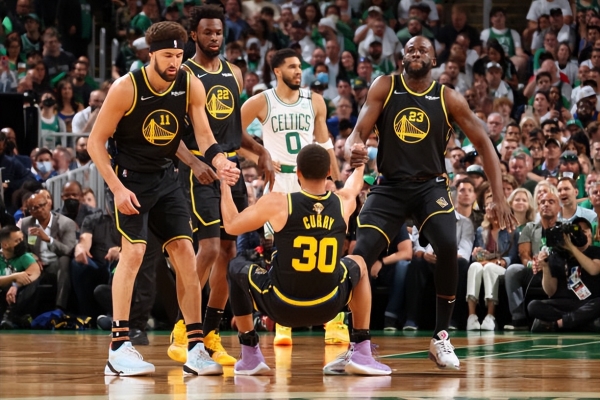 英超前瞻：利物浦久旱逢甘霖颓势暂止，桑德兰状态火热冲前四（英超前瞻：利物浦止颓回升，桑德兰火热冲击前四）